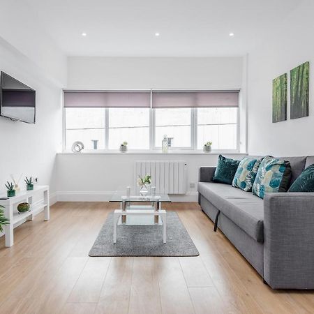2 Bedroom Apartment At Modernview Serviced Accommodation Watford Town Centre F15 Экстерьер фото